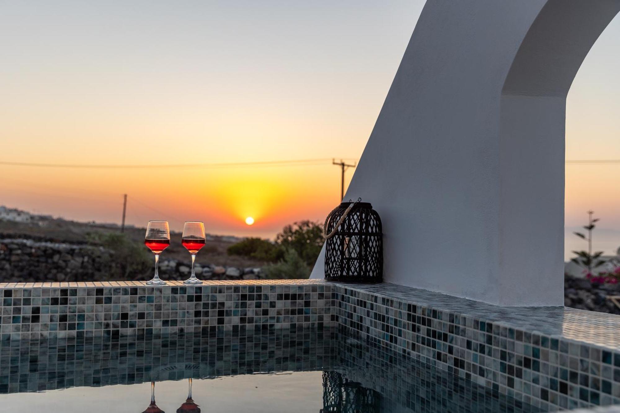 Theophrasti Suites Foinikiá Zewnętrze zdjęcie