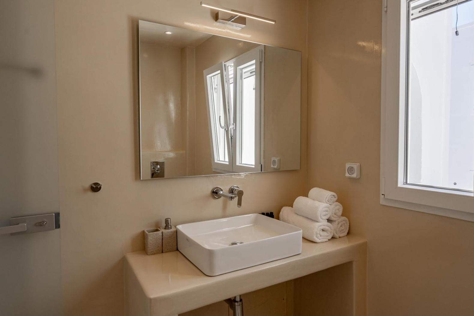 Theophrasti Suites Foinikiá Pokój zdjęcie
