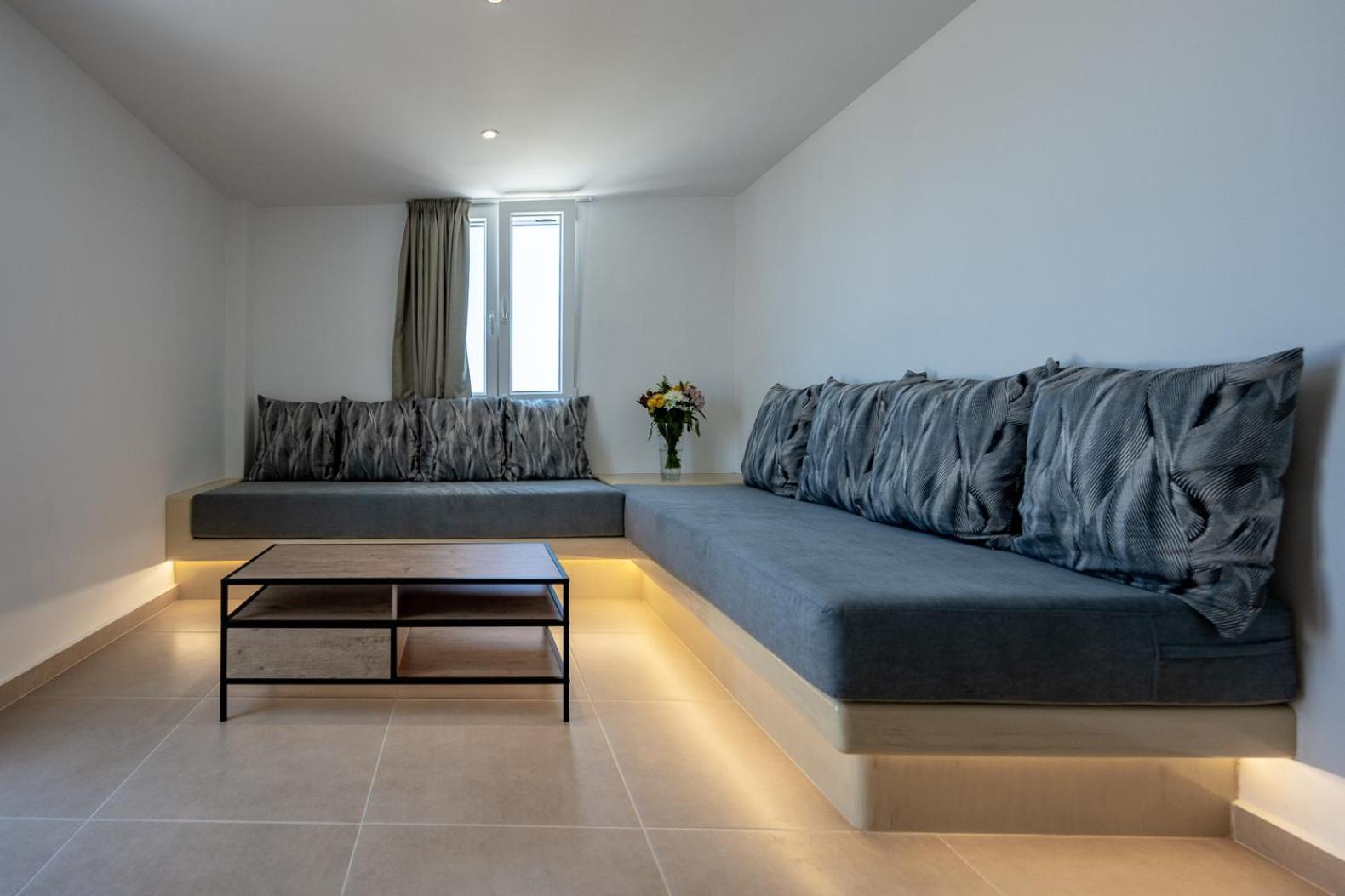Theophrasti Suites Foinikiá Pokój zdjęcie